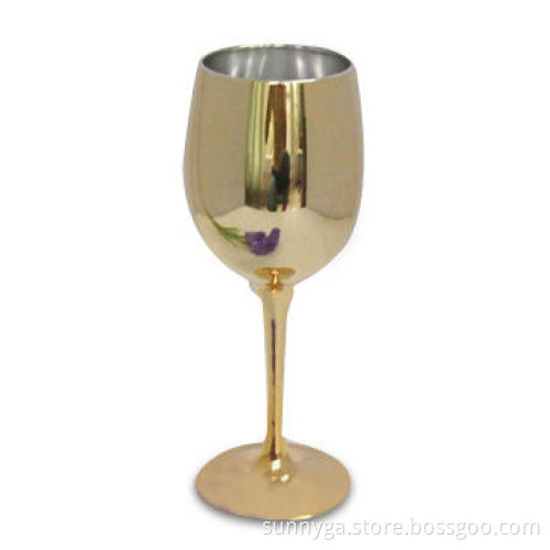 Wine Glasses with Gold and Silver Plating, Measures 69 x 78 x 210mm